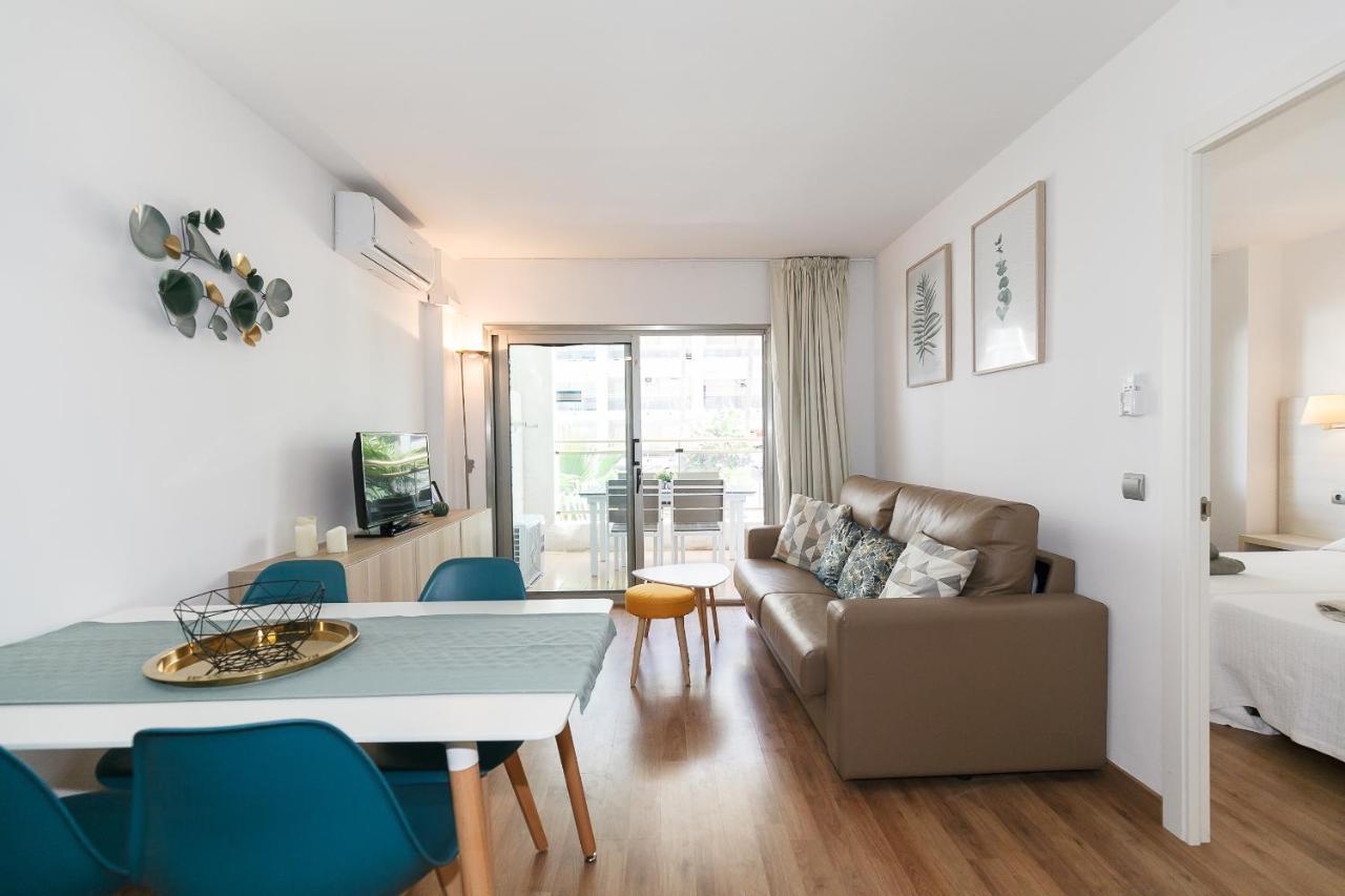 Uhc Michelangelo Apartments Salou Exterior foto