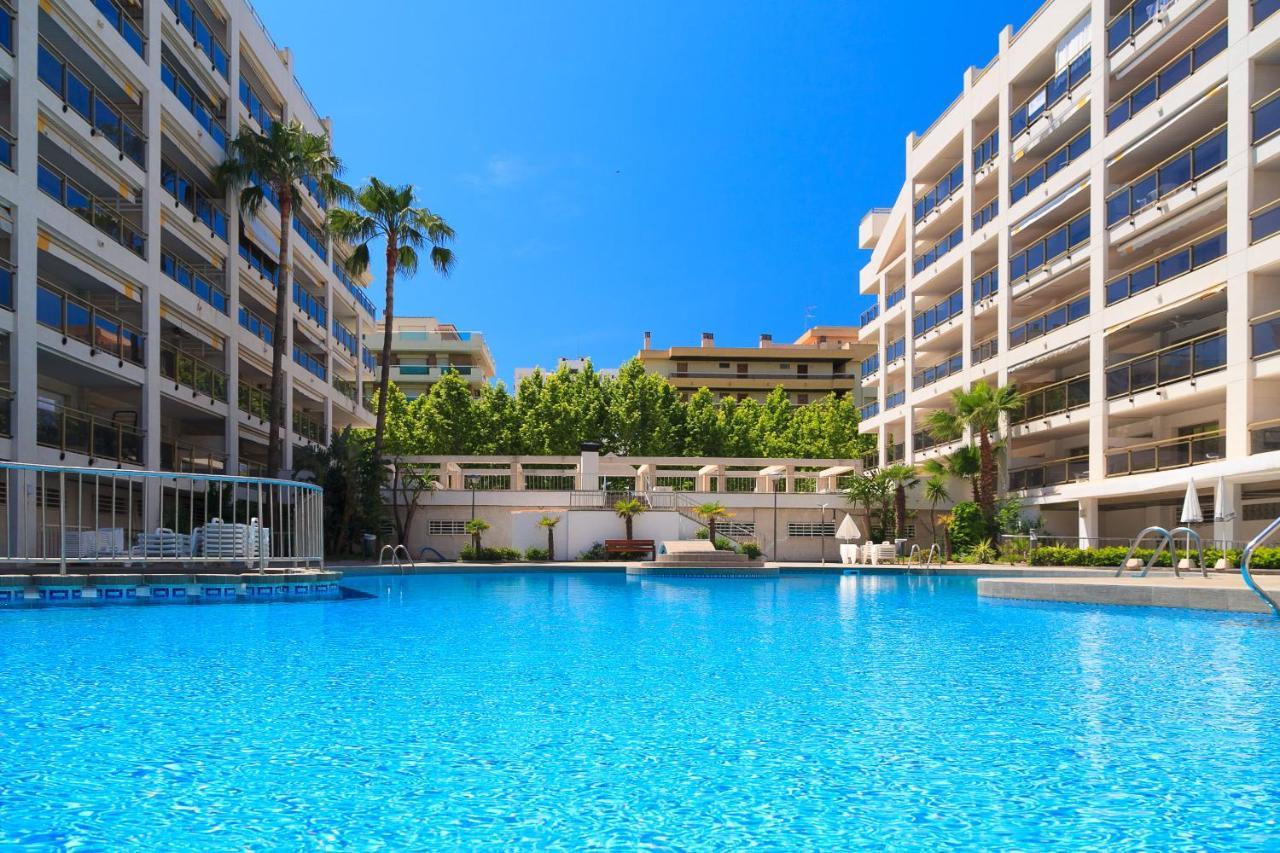 Uhc Michelangelo Apartments Salou Exterior foto